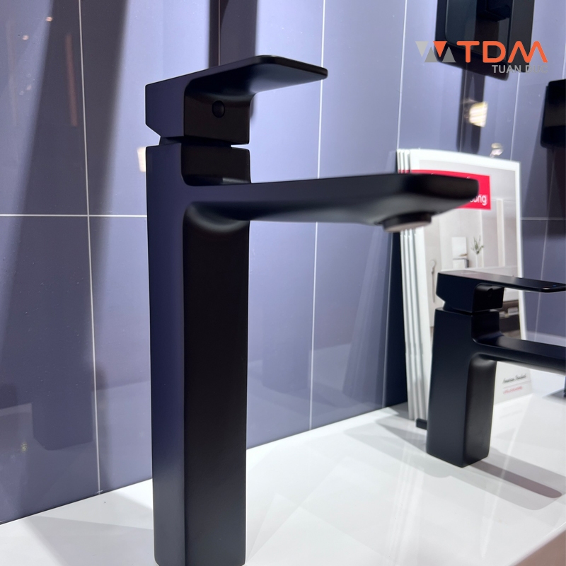 Vòi Lavabo American Standard WF-1302MB (WF1302MB) Nóng Lạnh Màu Đen
